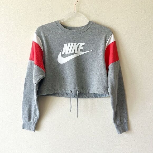 Nike Heritage Crew Crop Sweater - Picture 1 of 8